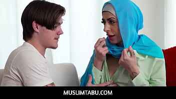 Muslimtabu Hijab Wearing Babe Audrey Sunny Leone Ki Xxx Video
