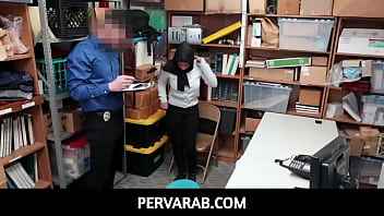Pervarab Muslim Offender Caught Redhanded Indian Boobs Kissing